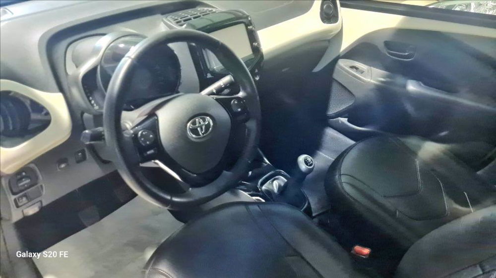 Toyota Aygo usata a Milano (8)