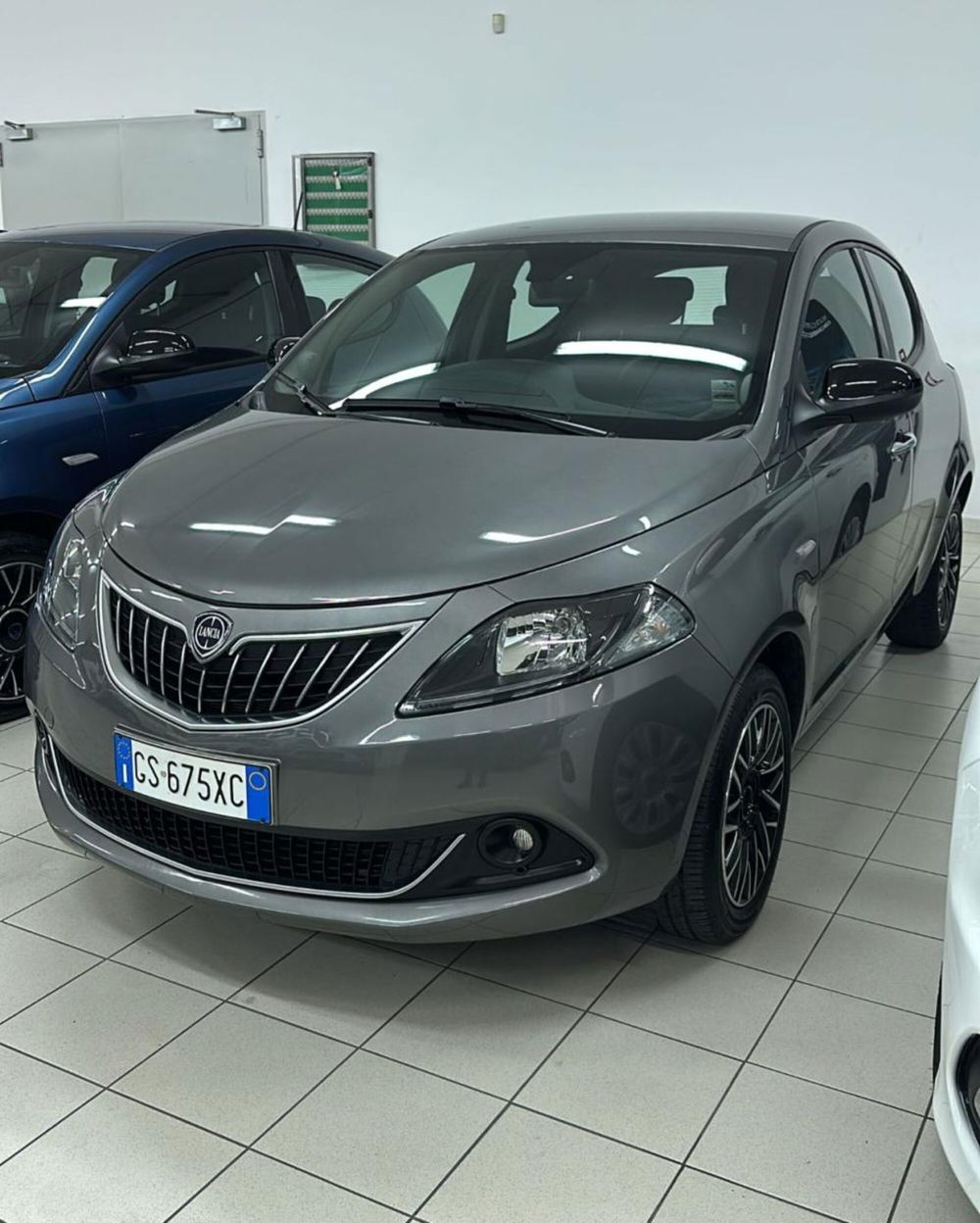 Lancia Ypsilon usata a Napoli