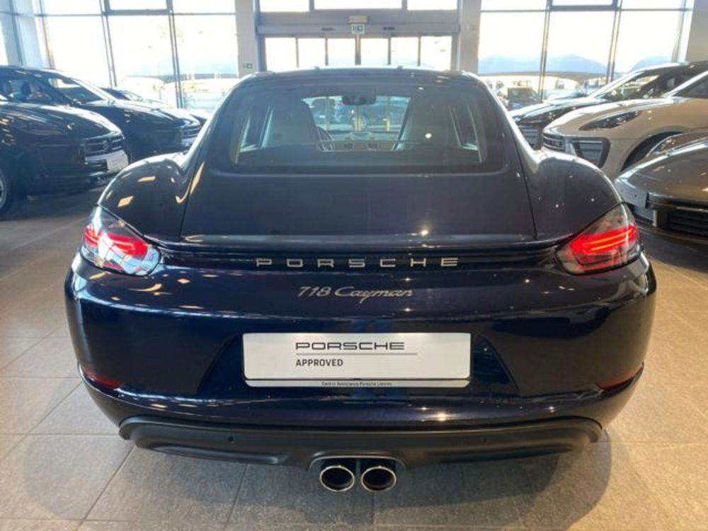 Porsche 718 Cayman  usata a Livorno (6)