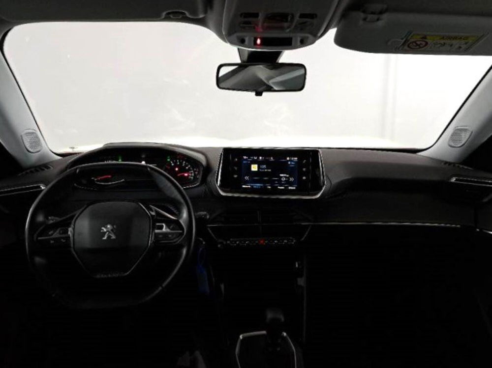 Peugeot 2008 usata a Bari (7)