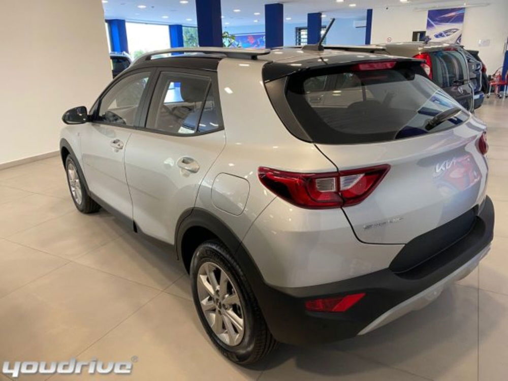 Kia Stonic nuova a Napoli (4)