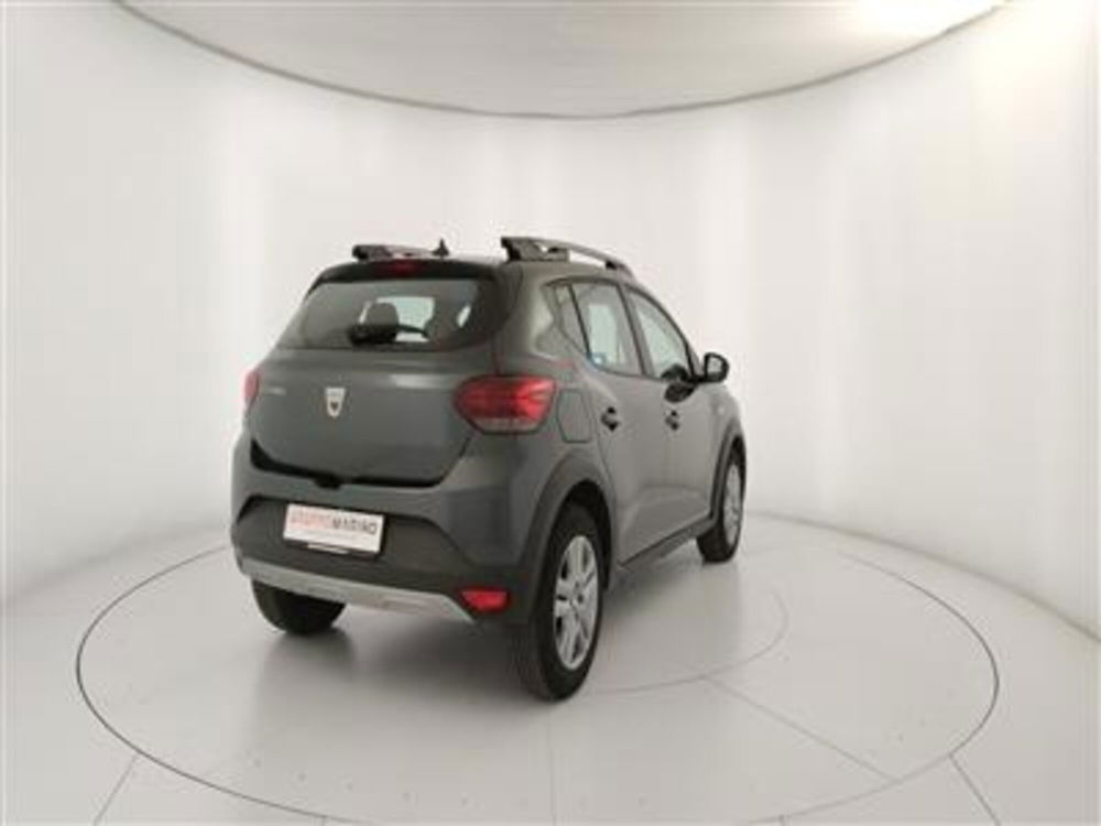 Dacia Sandero Stepway usata a Bari (7)