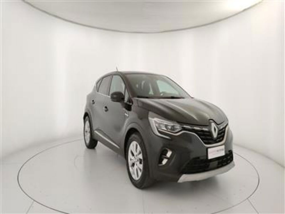 Renault Captur usata a Bari (11)