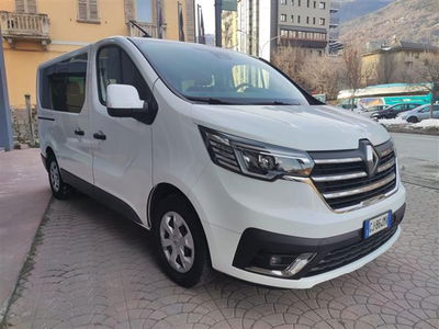 Renault Trafic Furgone van T29 2.0 blue dci 150cv L1H1 del 2022 usata a Ivrea