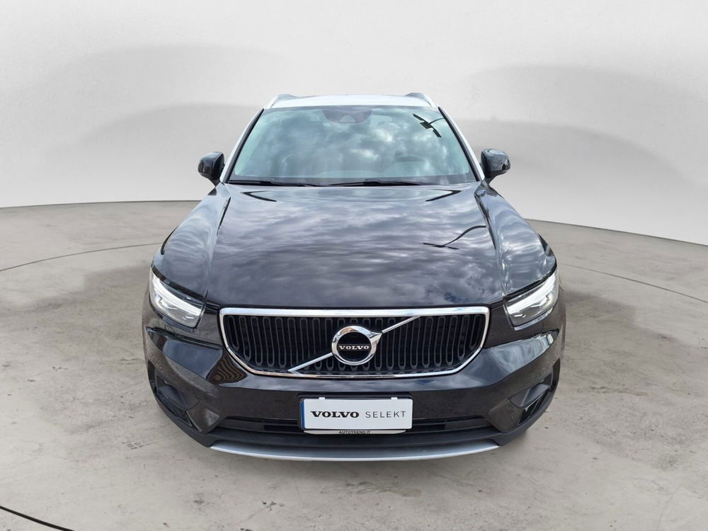 Volvo XC40 usata a Bari (3)