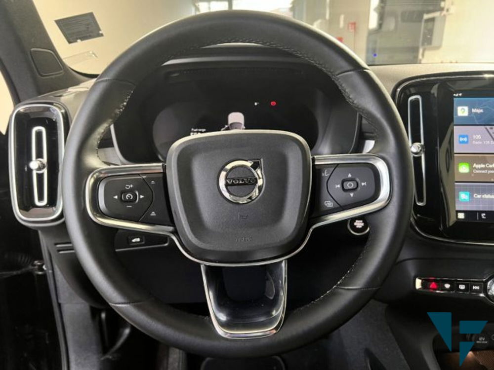 Volvo XC40 usata a Udine (10)