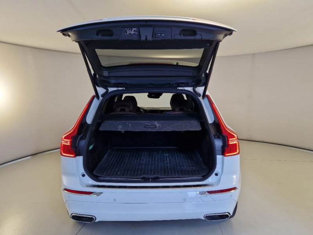 Volvo XC60 usata a Bari (13)