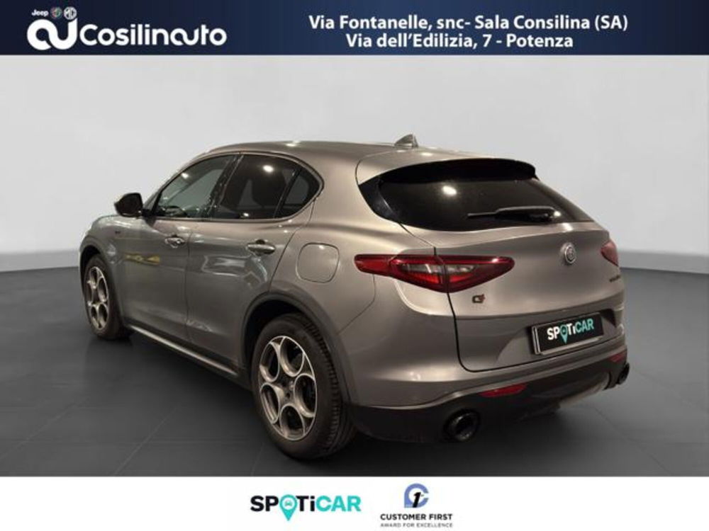 Alfa Romeo Stelvio usata a Salerno (3)