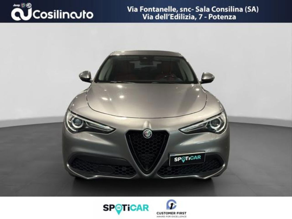 Alfa Romeo Stelvio usata a Salerno (8)