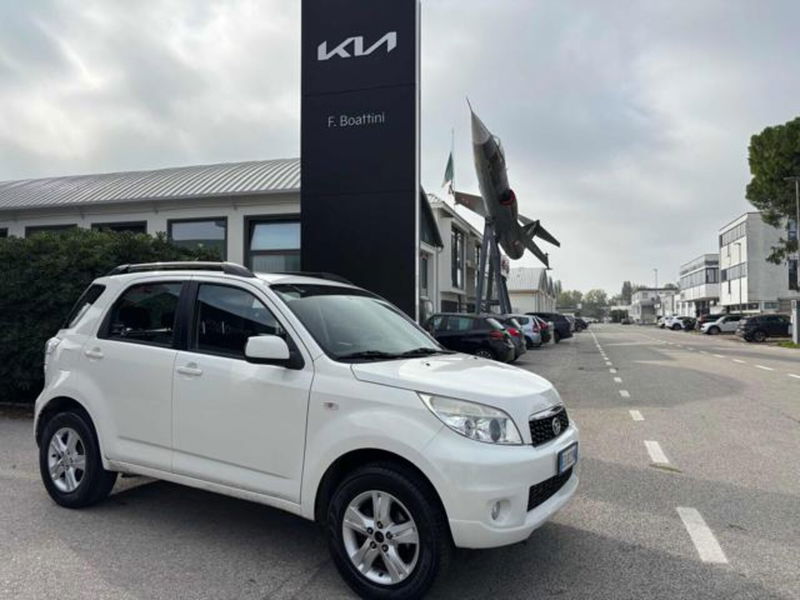 Daihatsu Terios 1.5 4WD B You del 2010 usata a Pesaro