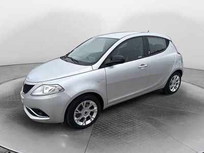 Lancia Ypsilon 1.2 69 CV 5 porte Gold  del 2016 usata a Siena