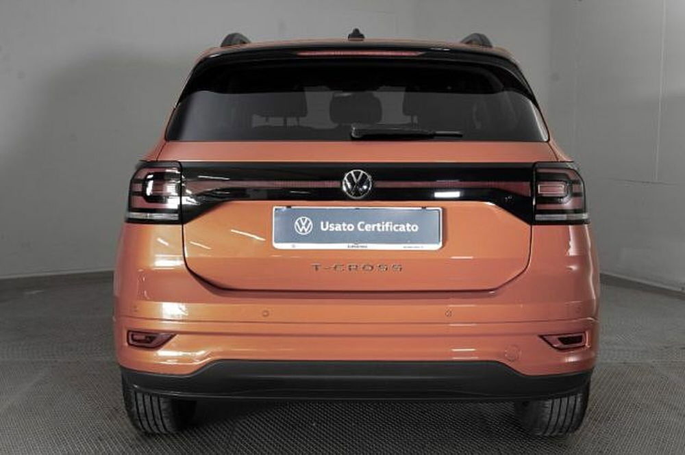 Volkswagen T-Cross usata a Novara (9)