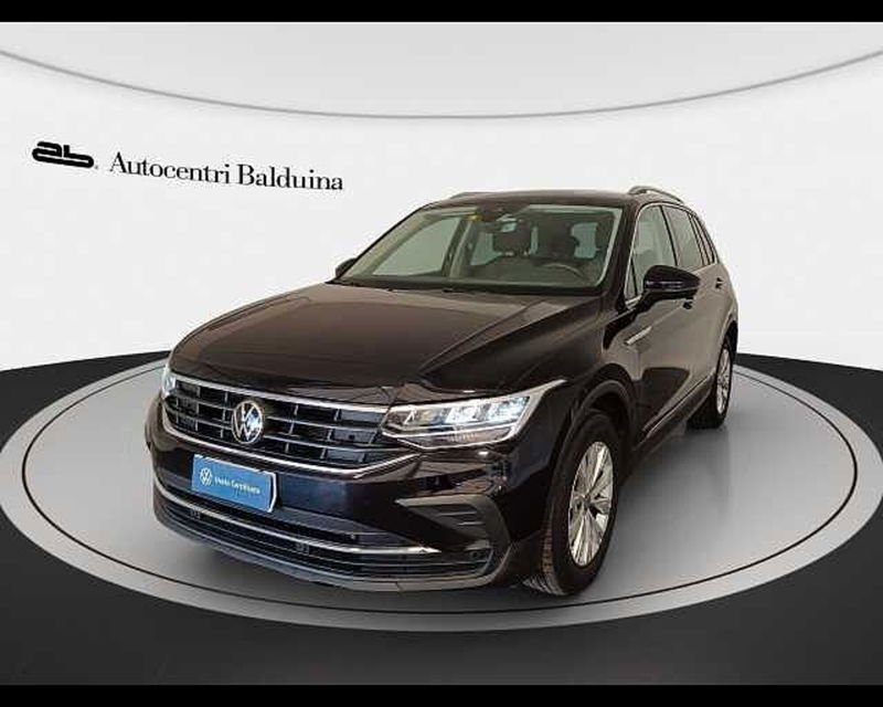 Volkswagen Tiguan 2.0 tdi Life 150cv dsg del 2023 usata a Roma