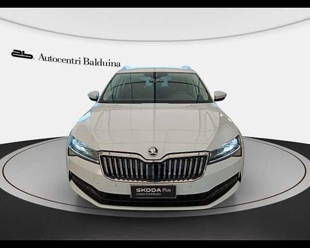 Skoda Superb Station Wagon usata a Roma (2)