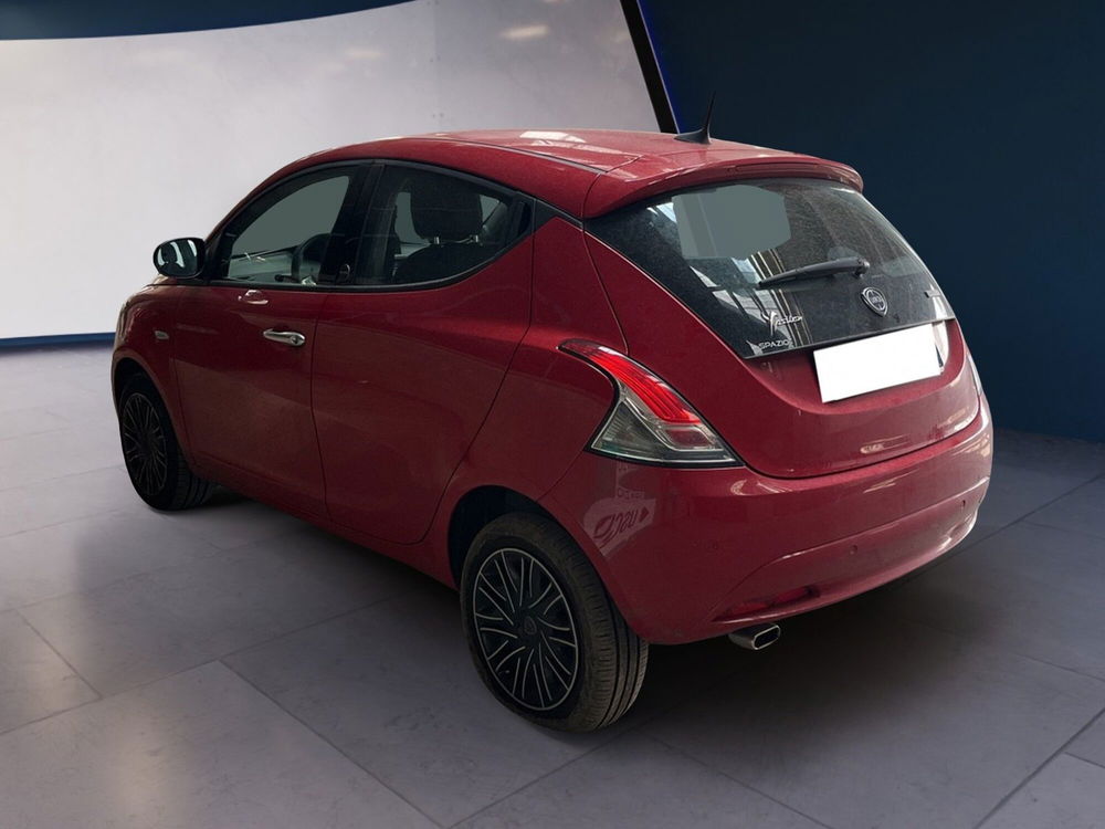 Lancia Ypsilon usata a Torino (4)