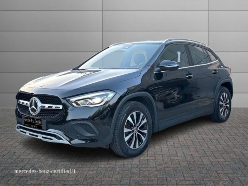 Mercedes-Benz GLA SUV usata a Avellino