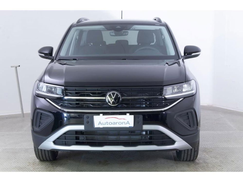 Volkswagen T-Cross nuova a Novara (3)