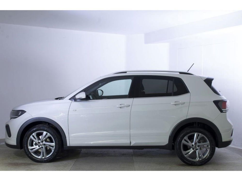 Volkswagen T-Cross nuova a Novara (5)