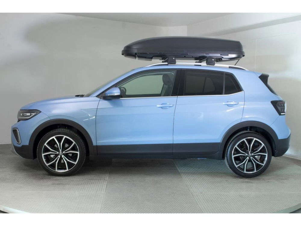 Volkswagen T-Cross nuova a Novara (3)