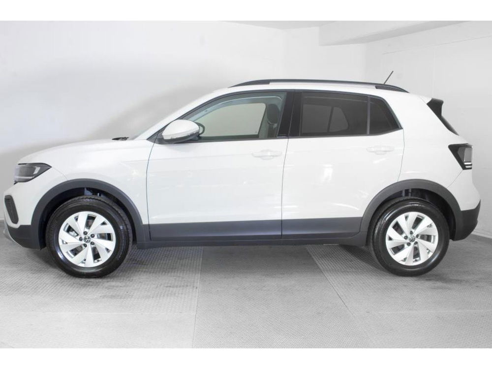 Volkswagen T-Cross nuova a Novara (3)