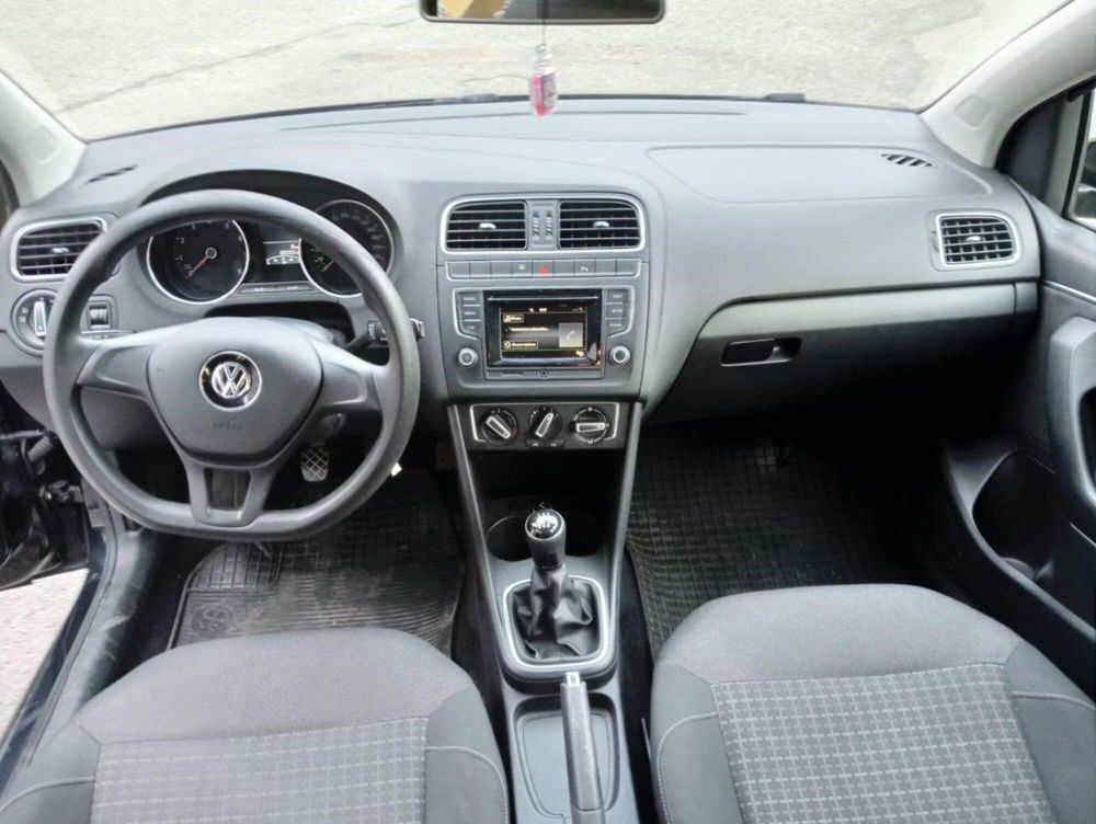 Volkswagen Polo usata a Como (6)