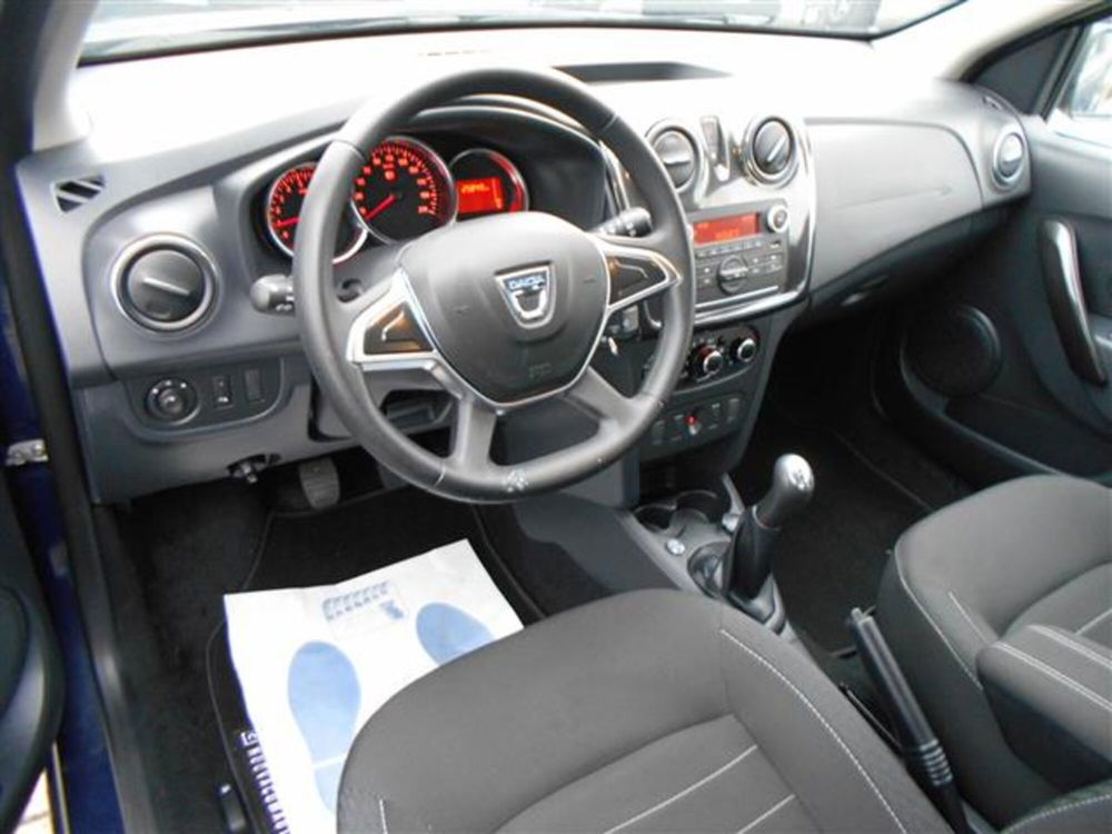 Dacia Sandero usata a Firenze (5)