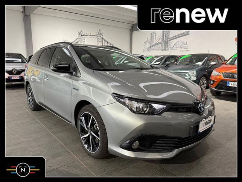 Toyota Corolla Touring Sports 1.8 Hybrid Style  del 2017 usata a Vaiano Cremasco