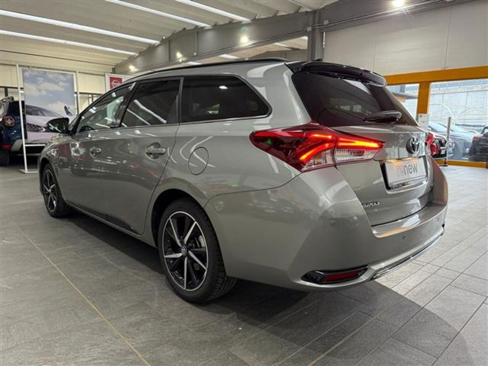 Toyota Corolla Touring Sports usata a Cremona (3)