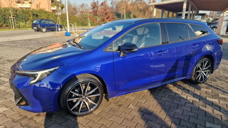 Toyota Corolla Touring Sports 1.8h GR Sport auto del 2023 usata a Vignate