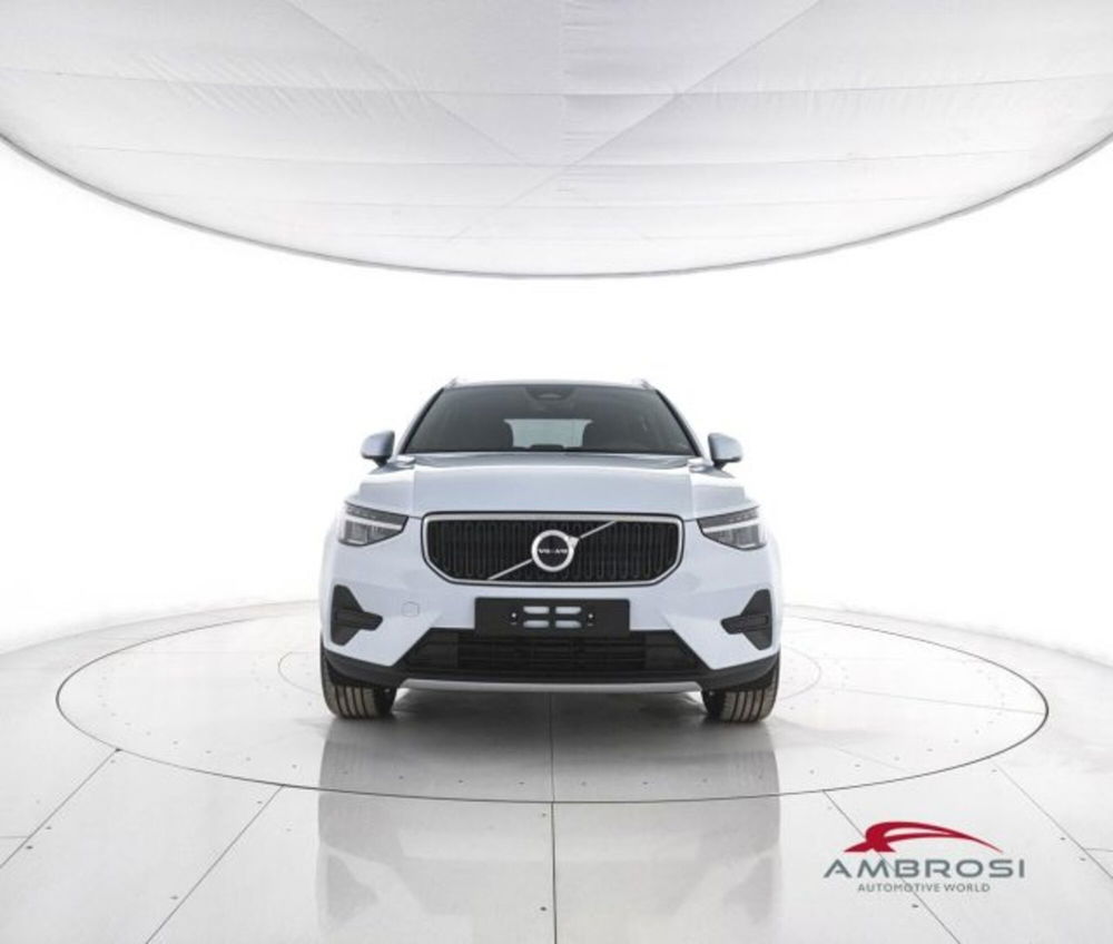 Volvo XC40 nuova a Perugia (5)