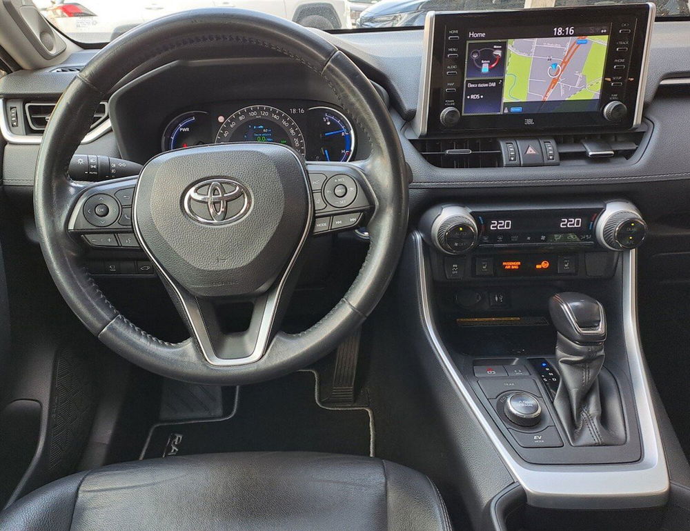 Toyota Rav4 usata a Lecco (14)