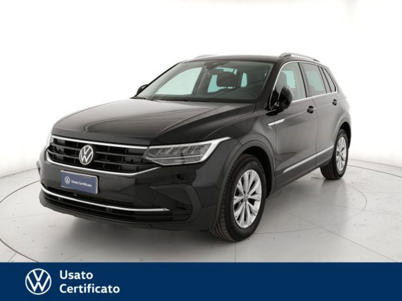 Volkswagen Tiguan Allspace 2.0 tdi Life 150cv dsg del 2023 usata a Arzignano