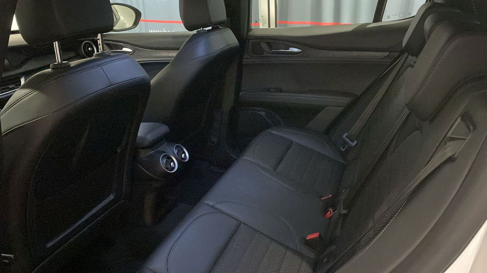 Alfa Romeo Stelvio usata a Bergamo (17)