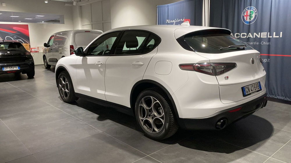 Alfa Romeo Stelvio usata a Bergamo (2)