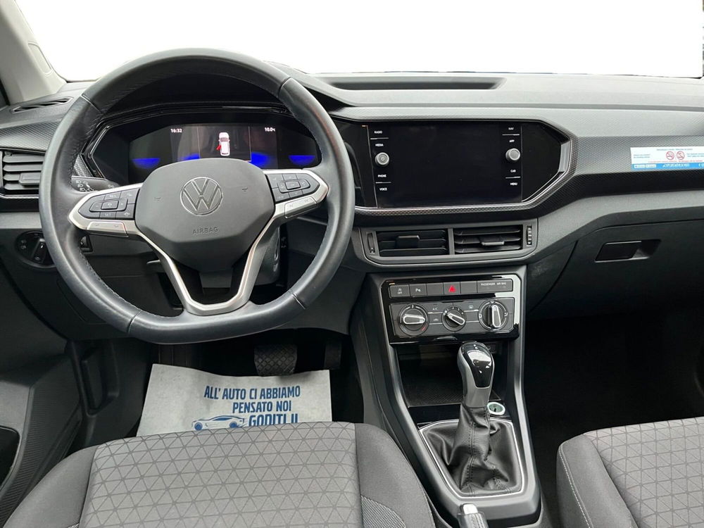 Volkswagen T-Cross usata a Modena (10)