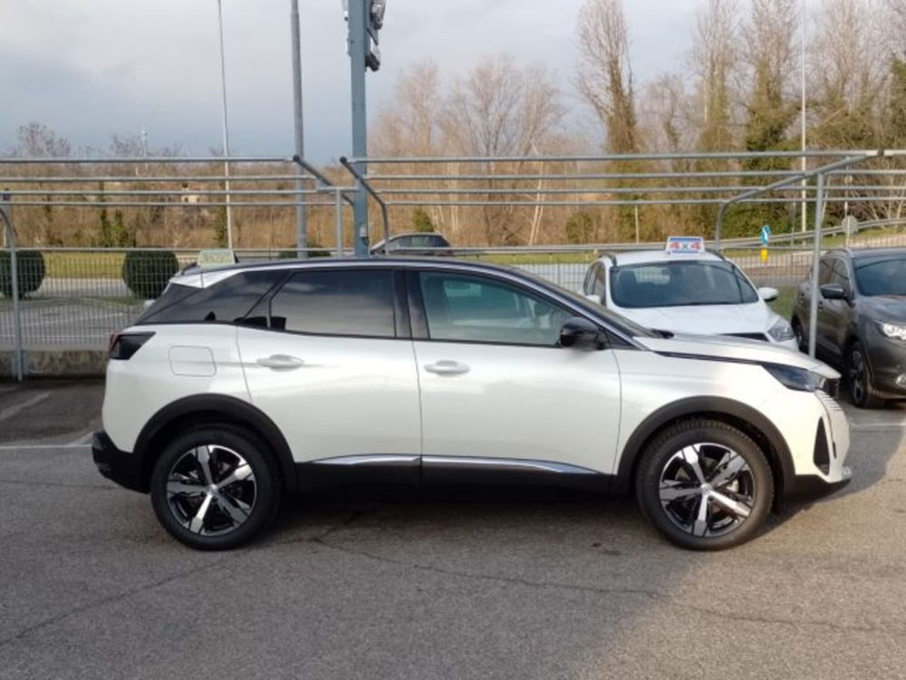 Peugeot 3008 nuova a Brescia (4)