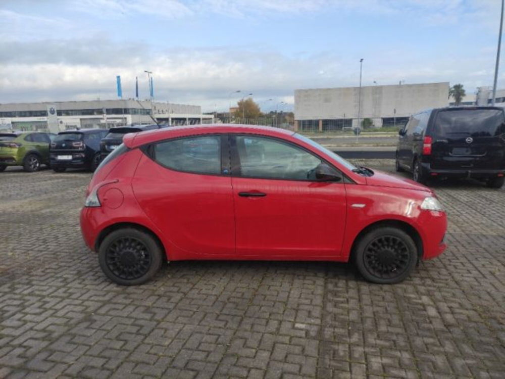 Lancia Ypsilon usata a Frosinone (7)