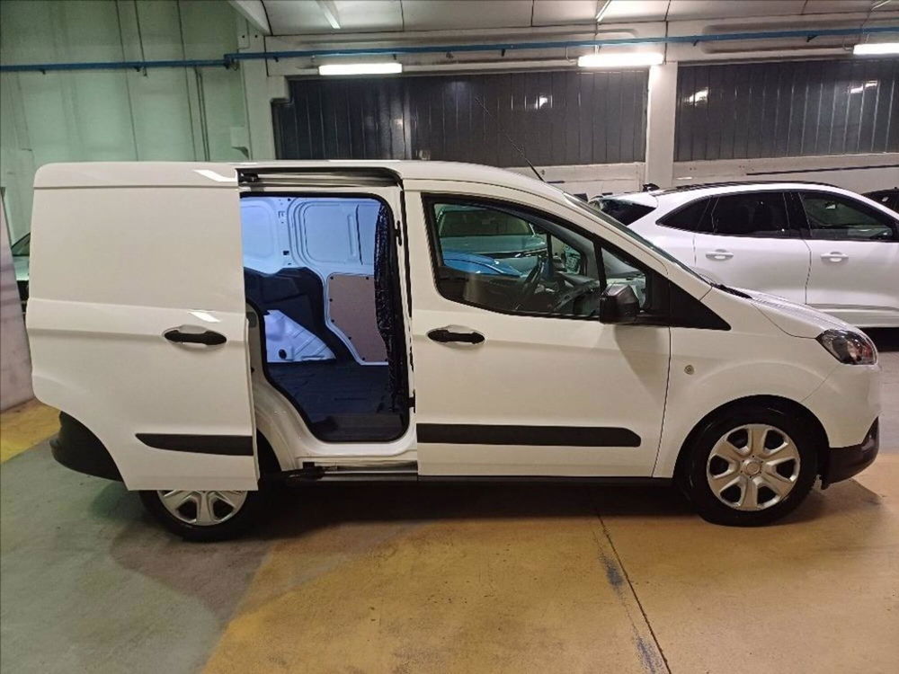 Ford Transit Courier Furgone usata a Milano (7)