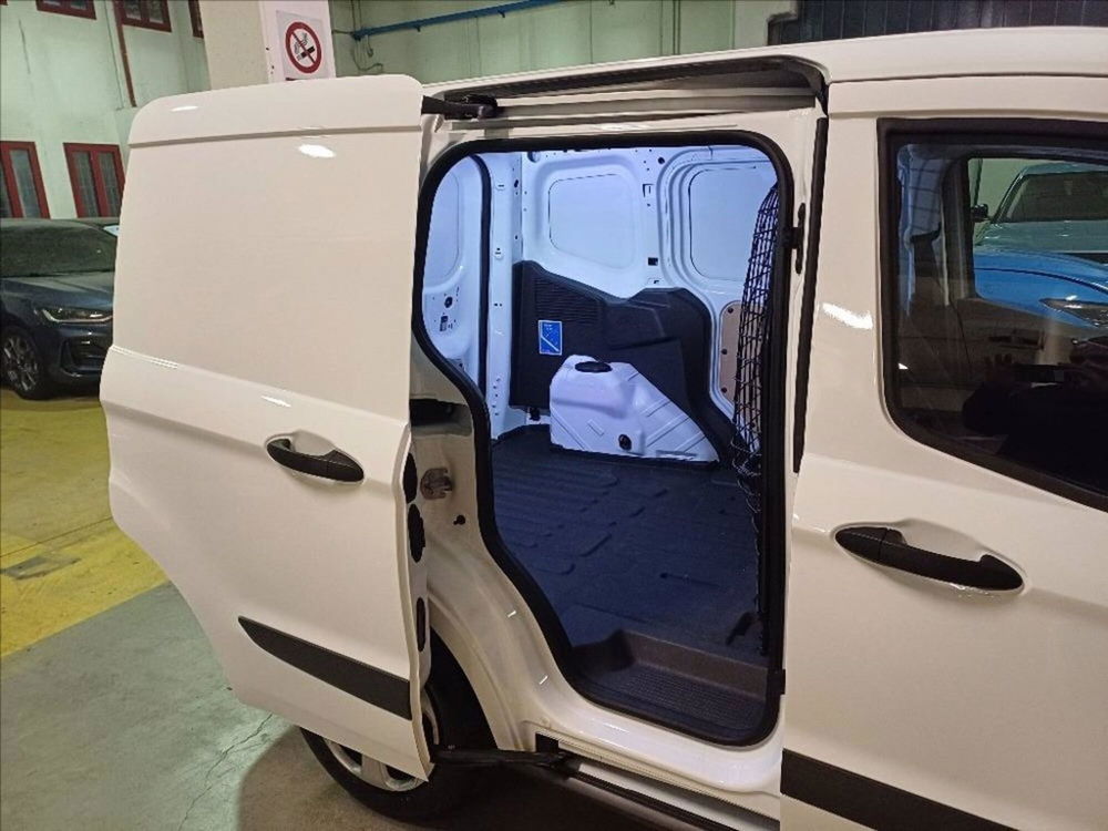 Ford Transit Courier Furgone usata a Milano (8)