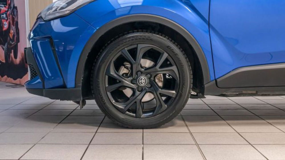 Toyota Toyota C-HR usata a Padova (13)