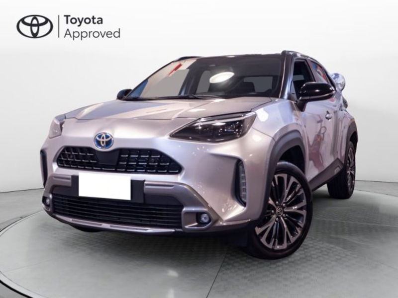 Toyota Yaris Cross 1.5h GR Sport Black Sky fwd 116cv e-cvt del 2023 usata a Limena