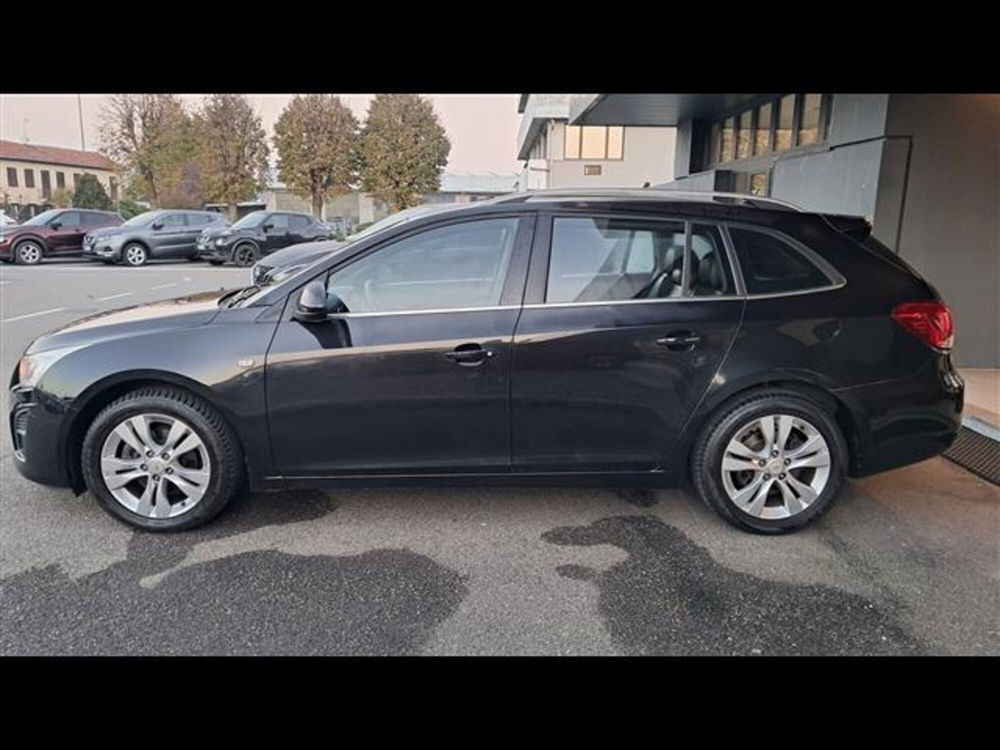 Chevrolet Cruze Station Wagon usata a Asti (8)