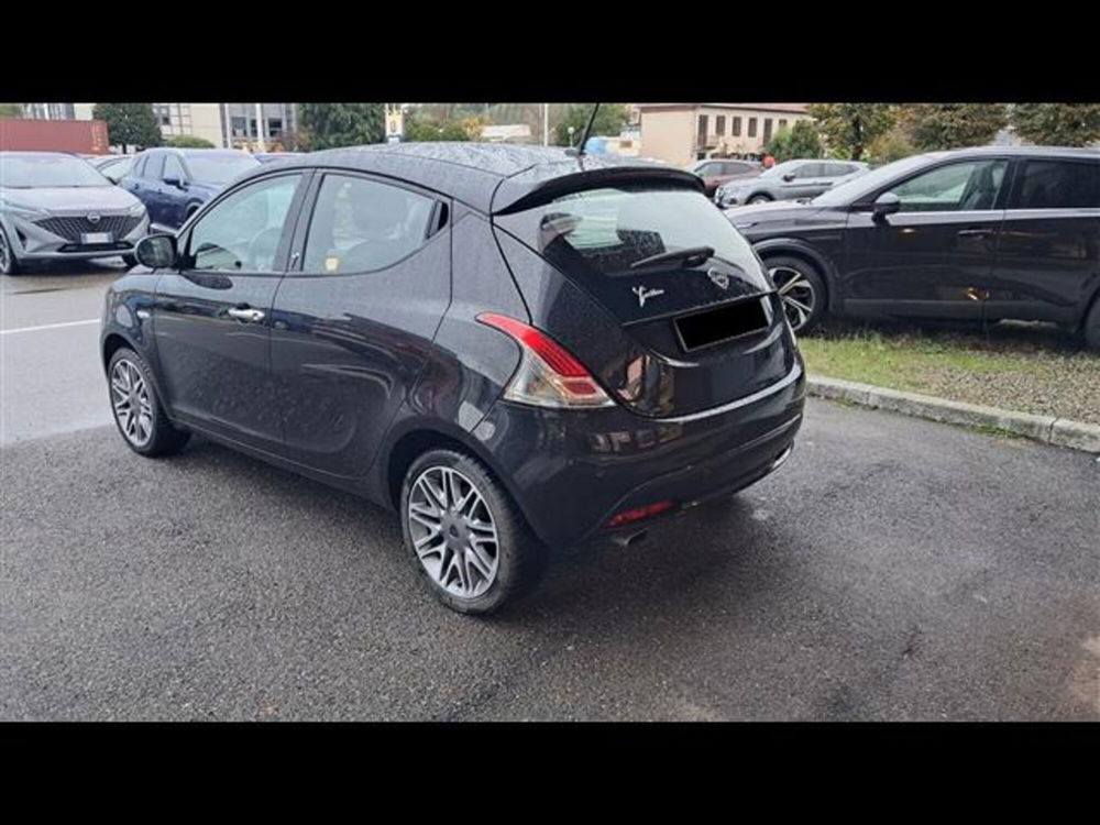 Lancia Ypsilon usata a Asti (7)