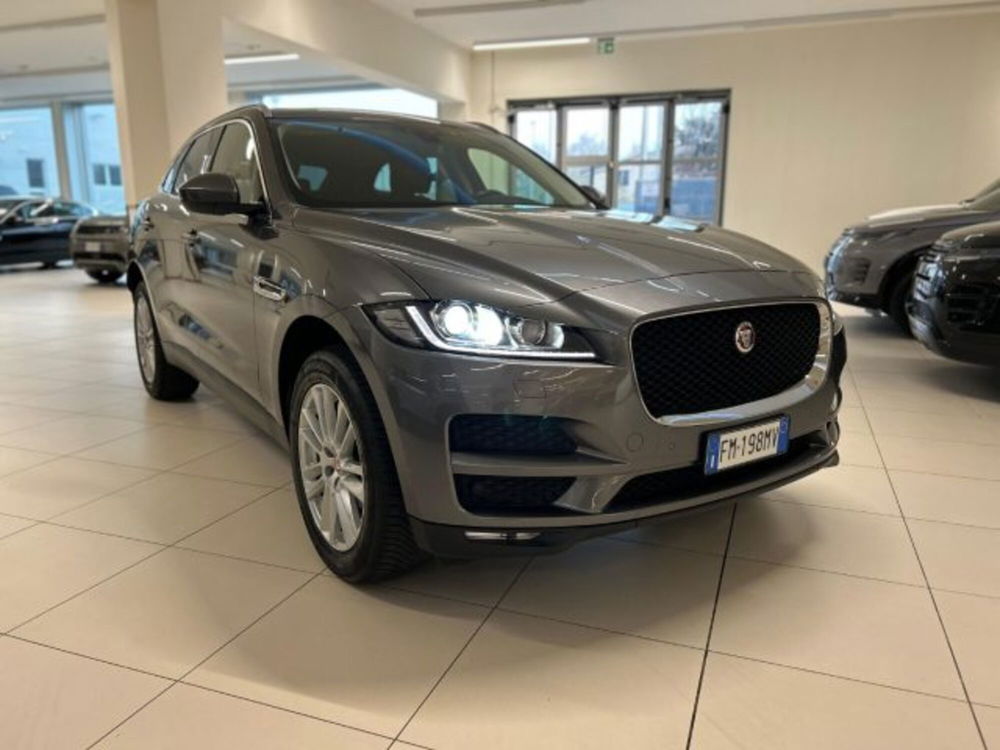 Jaguar F-Pace usata a Modena (2)