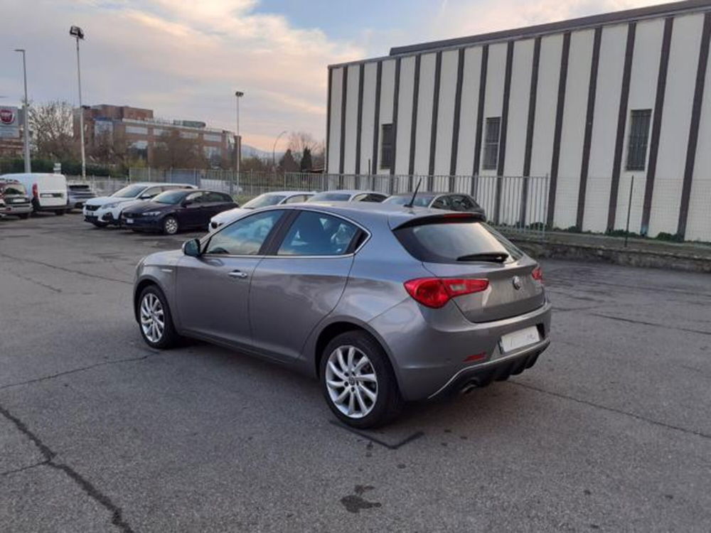 Alfa Romeo Giulietta usata a Firenze (7)