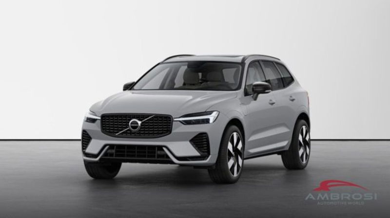 Volvo XC60 T6 Recharge AWD Plug-in Hybrid aut. Plus Dark nuova a Corciano