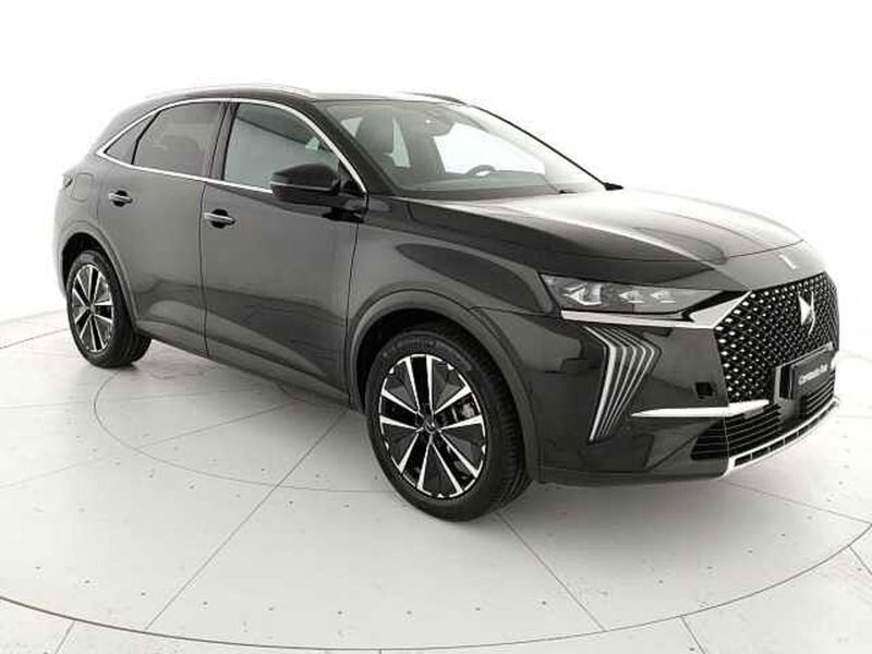 Ds DS 7 DS 7 Crossback BlueHDi 130 aut. Performance Line+ del 2023 usata a Teverola