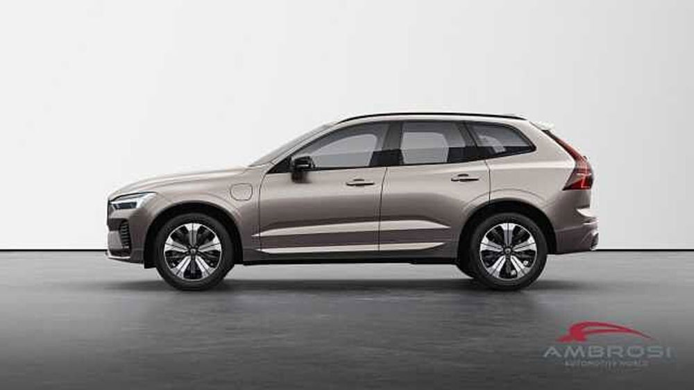 Volvo XC60 nuova a Viterbo (2)