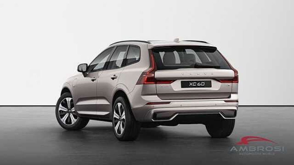 Volvo XC60 nuova a Viterbo (3)