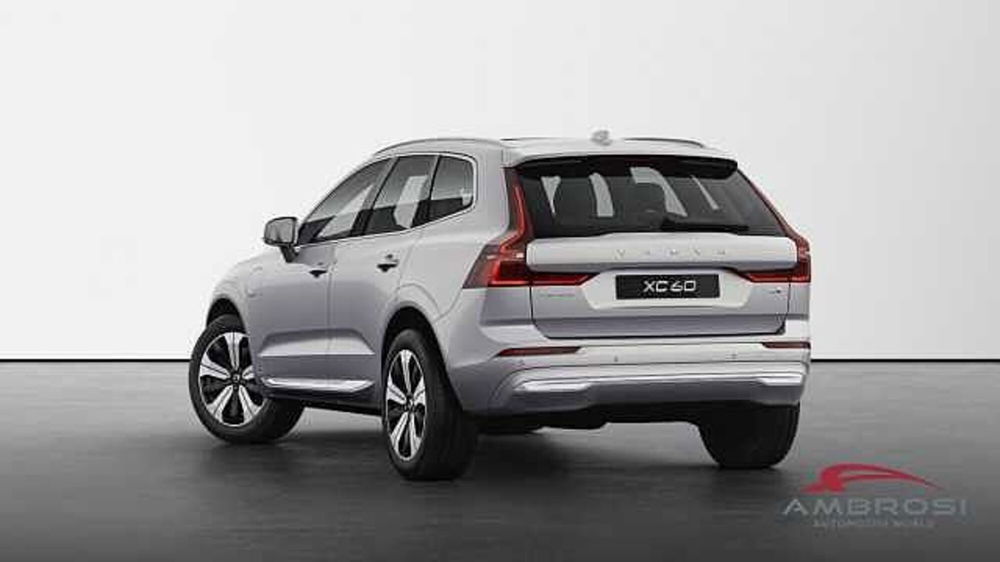 Volvo XC60 nuova a Viterbo (3)